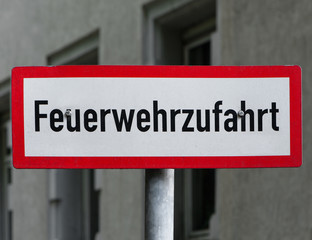 Schild - Feuerwehrzufahrt