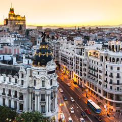 Fototapety  Panoramiczny widok na Gran Via, Madryt, Hiszpania.