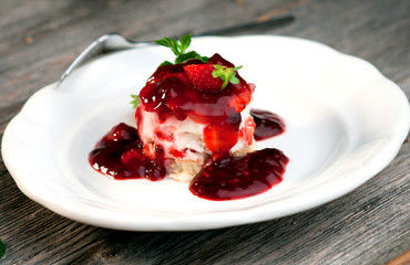 Simple Yogurt Cake