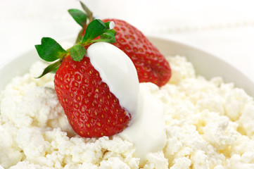 Strawberries on cottage cheese