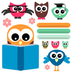 Cute owls set school theme