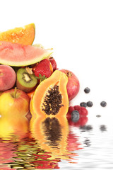 Obst mit Wasserspiegelung