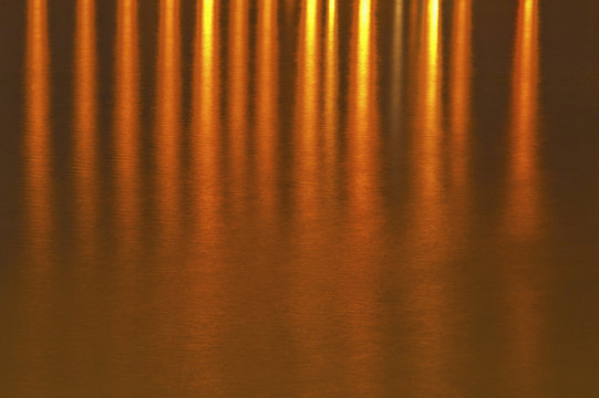 Light reflection on water