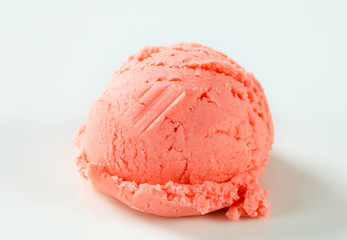 Strawberry ice cream