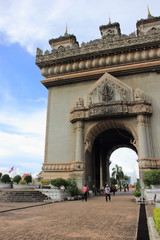 Fototapeta na wymiar Brama w Vientiane, Laos.