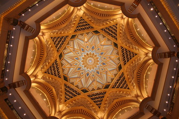 Obraz premium Orientalische Kuppel, Emirates Palace, Abu Dhabi