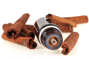 Huile essentielle de cannelle