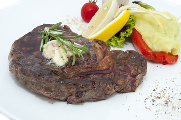 говяжий стейк