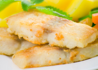 fried fish with vegetables