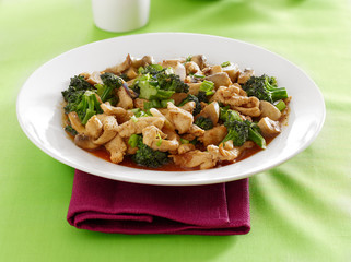 chinese food - chicken and broccoli stir fry