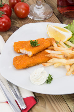 Portion of Fish Fingers with Remoulade