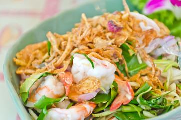 shrimp salad in thai style