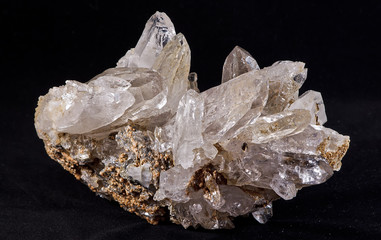 Minerali  della val d'Ossola....Drusa di quarzo....Sabbioni