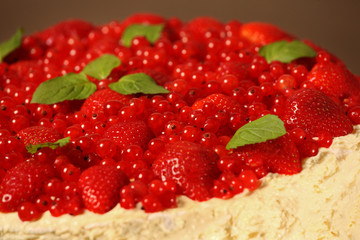 Pavlova dessert