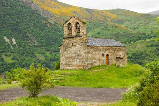 romanesque church of Sant Quirc de Durro in Vall de Boi