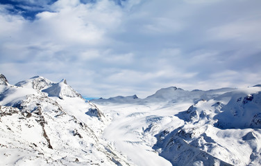 Fototapeta na wymiar Zima, śnieg, góra