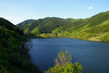 初夏の梅田湖３