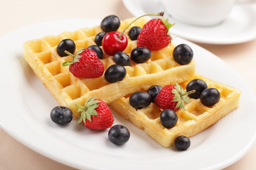 Waffles with fruits
