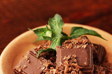 Pieces of chocolate and mint