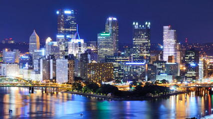 Fototapeta na wymiar Pittsburgh Downtown Skyline