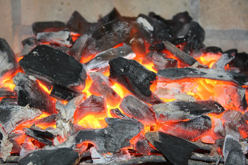 Grillfeuer, Gluht