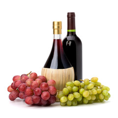 Obraz premium Full red wine bottle