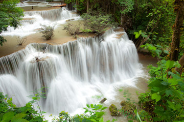 Fototapeta na wymiar Tropical Rainforest wodospad