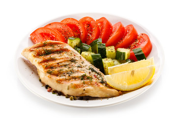 Grilled chicken breast and vegetables