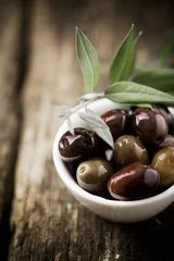 Fototapeten Fresh black olive appetizers © exclusive-design