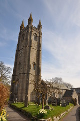Fototapeta premium Widecombe mit Kirche in Dartmoor