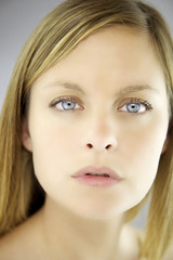 Fototapeta premium Portrait of beautiful blonde fashion girl