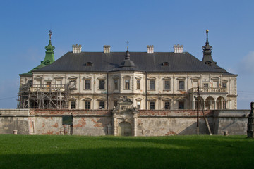 Fototapeta na wymiar Pidhirtsi stary zamek położony niedaleko Lwowa