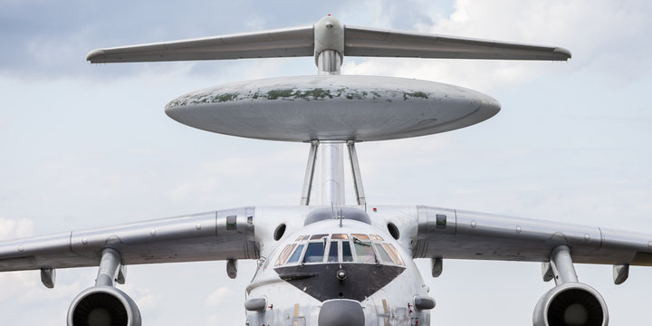 AWACS radar airplane