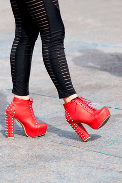 Spiked shoes