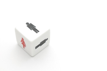 サイコロ　男性