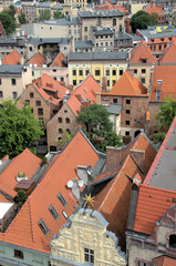 Widok na kamienice w Toruniu z wieży ratusza © wosz76