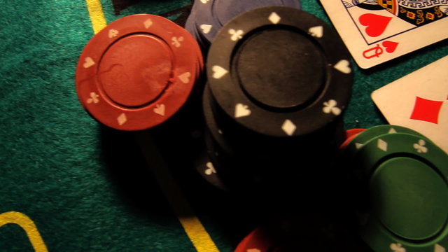 Poker table 