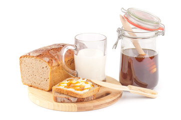 rye bread meal with honey and milk