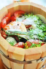 preserving tomatoes