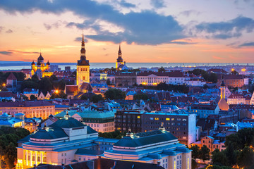 Evening scenery of Tallinn, Estonia - obrazy, fototapety, plakaty