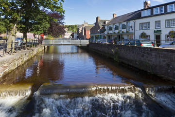 Alyth and The Famous Burn