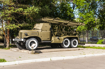 Obraz premium Советское самоходное ракетное орудие Катюша