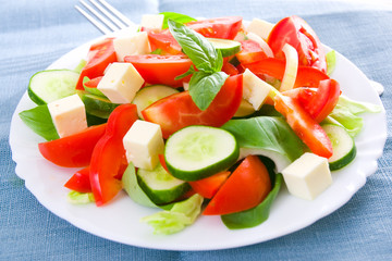 vegetable salad on plate
