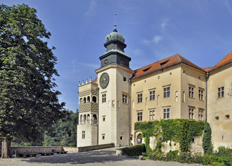 Obraz premium Castle Pieskowa Skala in Poland