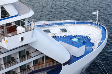 fore of passenger cruise ship ,  view from above