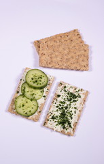 Knäckebrot mit Aufstrich