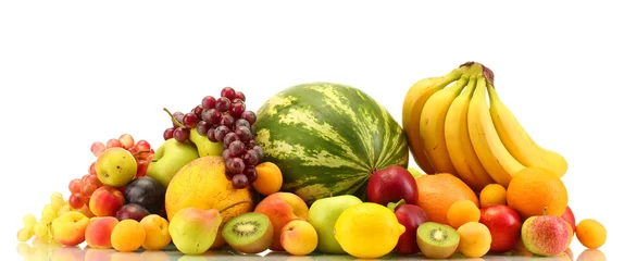 Foto op Plexiglas Assortiment van exotisch fruit dat op wit wordt geïsoleerd © Africa Studio