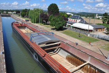 P&eacute;niche dans une &eacute;cluse &agrave; Amfreville-sous-les-Monts (Eure)