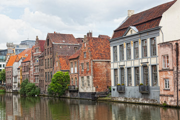 Fototapeta na wymiar Channel in center of Ghent, Belgium