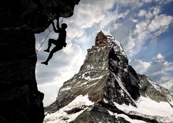 Crédence de cuisine en verre imprimé Cervin climbers in the Swiss Alps